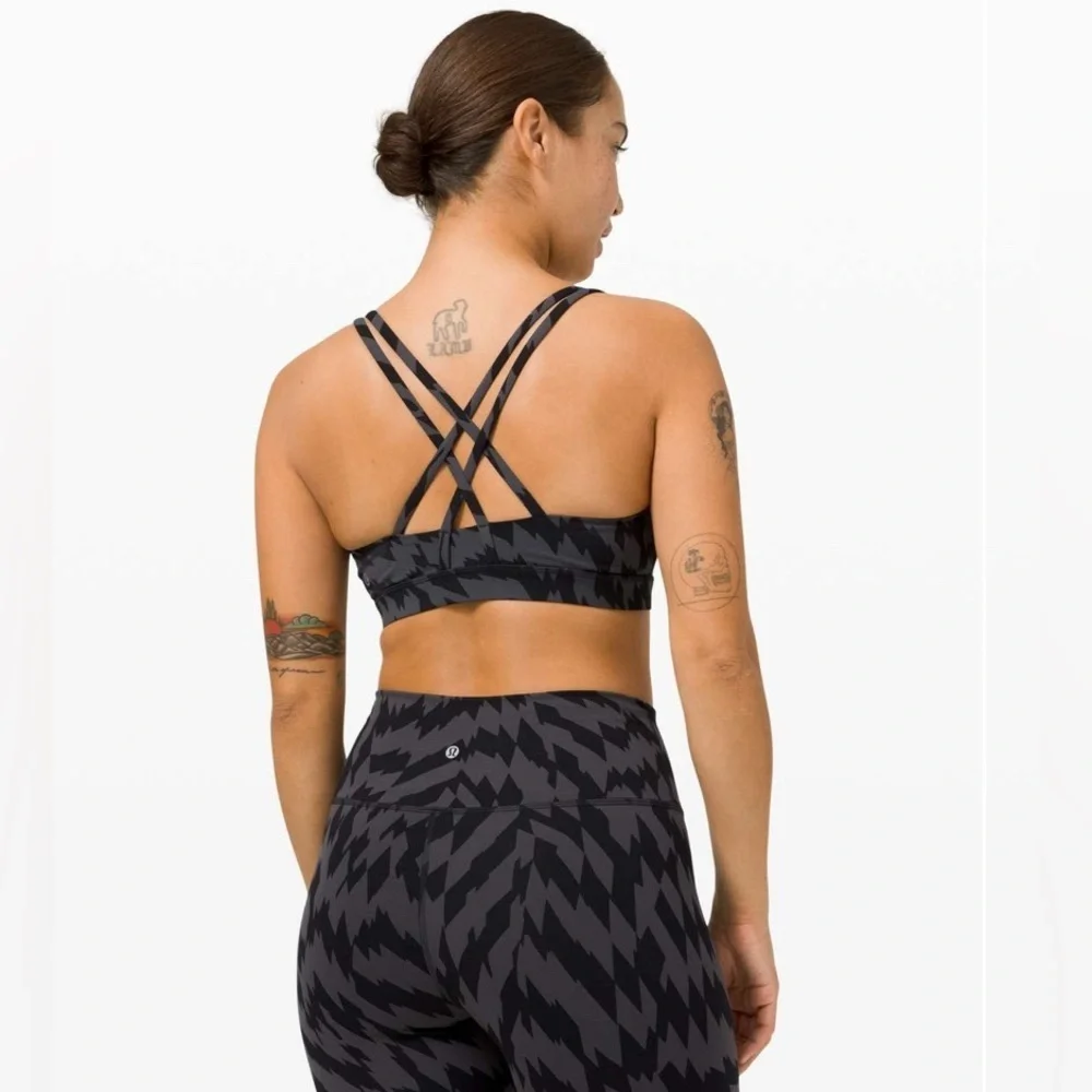 Lululemon Energy Bra Size 2 Voltage Graphite Grey Black